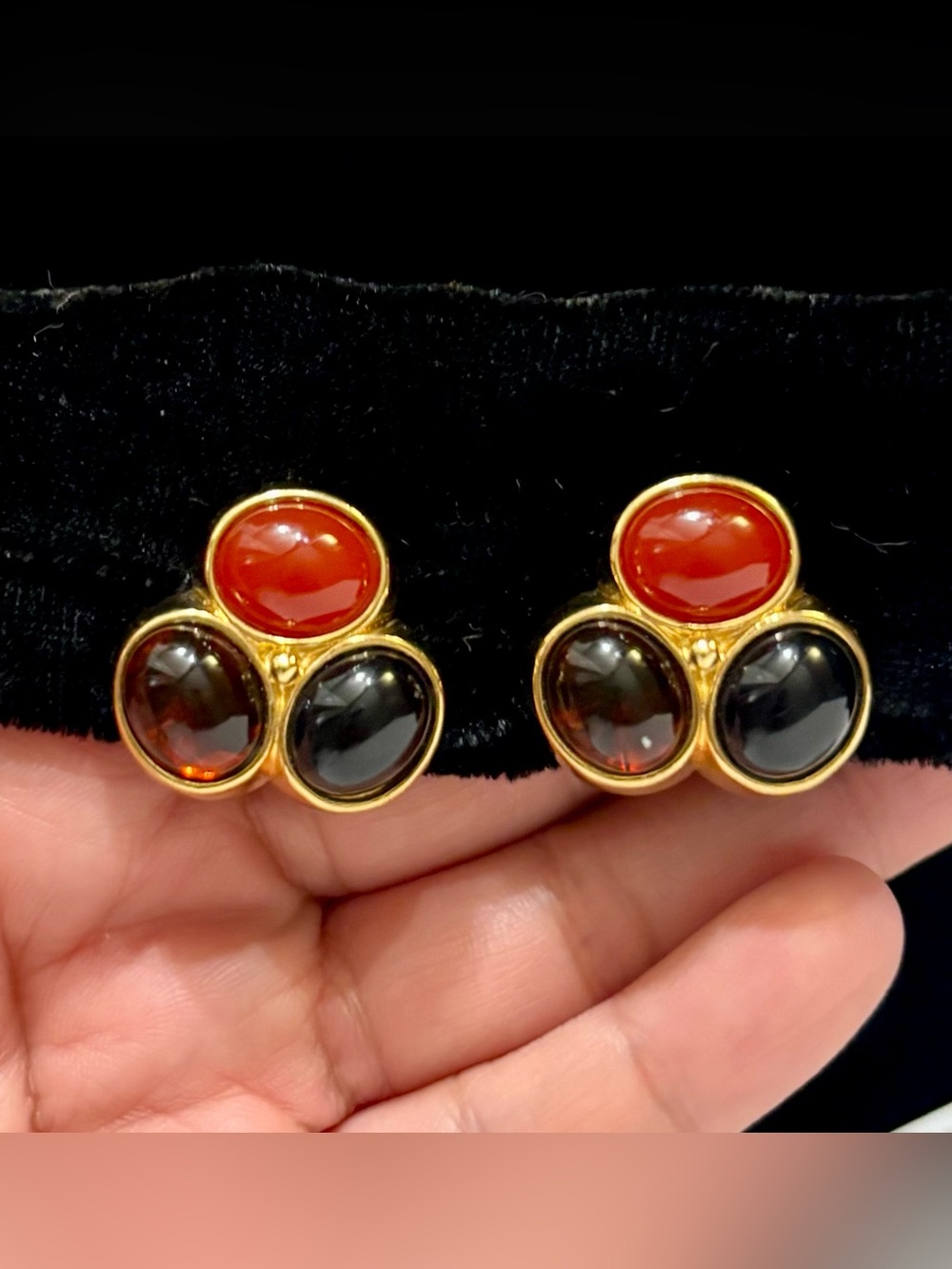 Vintage MONET Signed Gold Tone Round Bezel Clip-On Earrings Red Black Cabochon